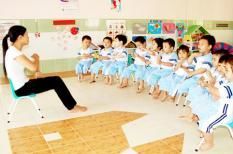 Tiền tàu xe có được thanh toán khi giáo viên nghỉ hè